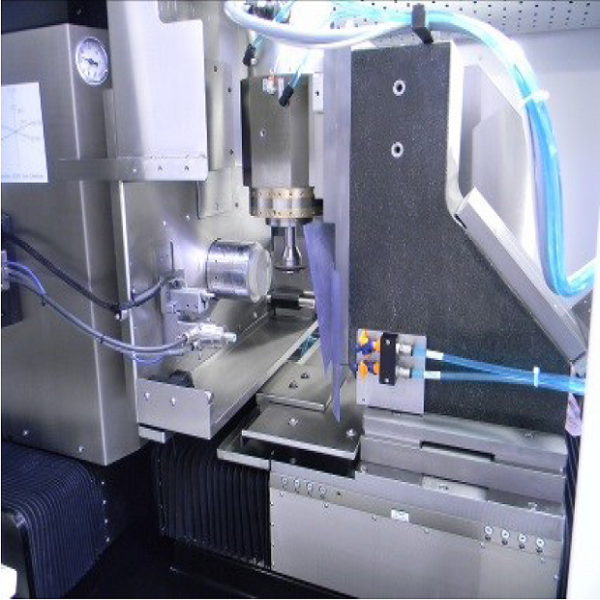 DKSH_Nanotech_650FGv2_03 DKSH_Nanotech_650FGv2_03